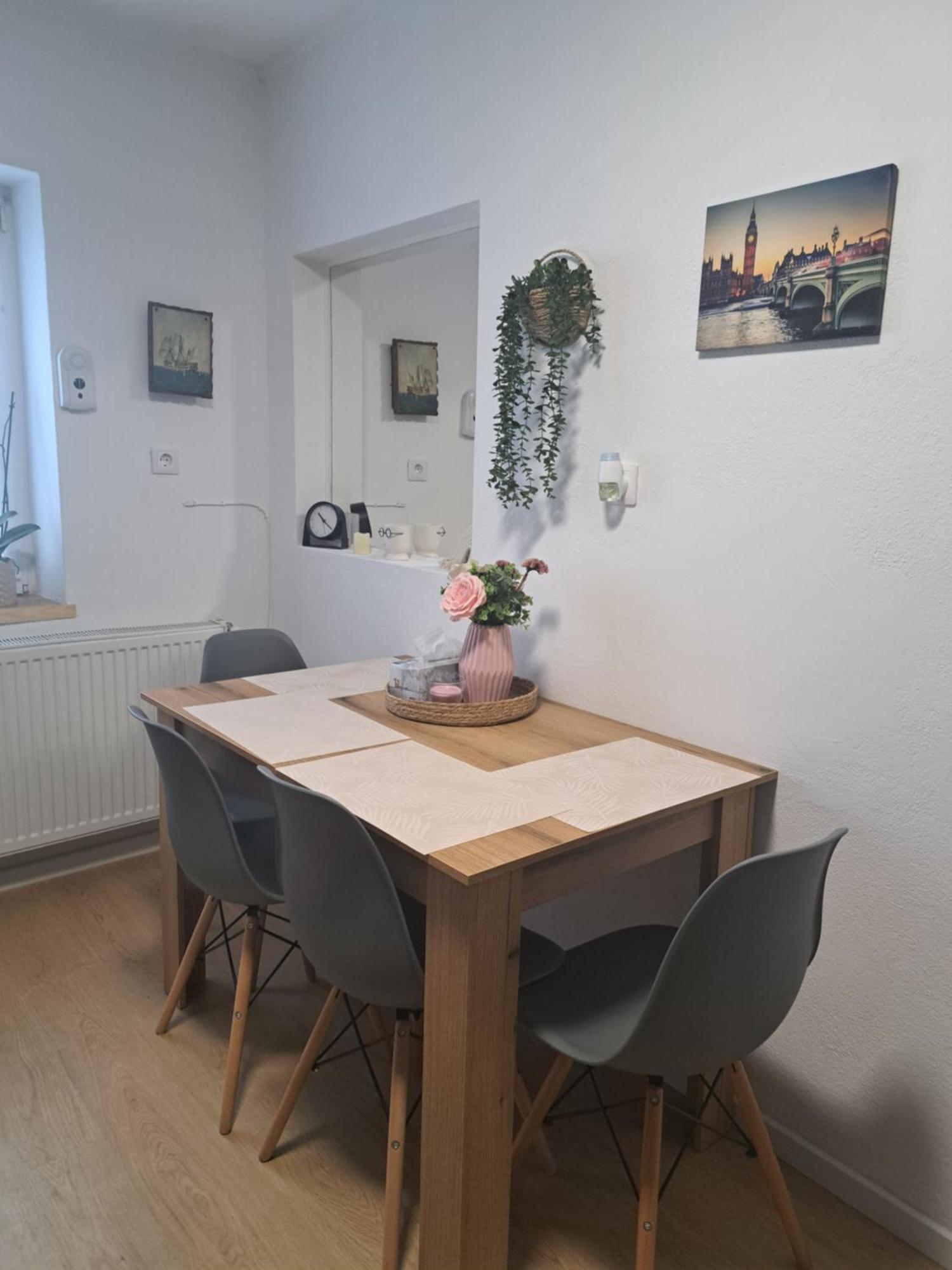 Studio With Free Parking In The Center - Deliamo 3 Sibiu Extérieur photo